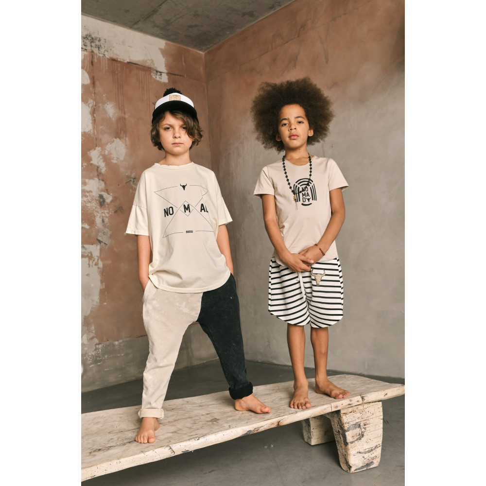 T shirt Nomad Ecru Wide Tee Booso mamokup.pl